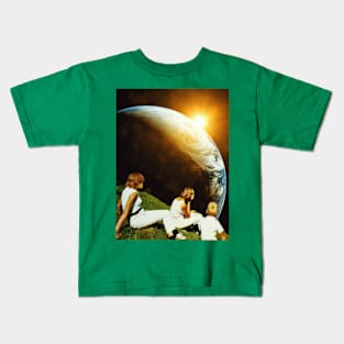 Unforgettable Sunrise... Kids T-Shirt